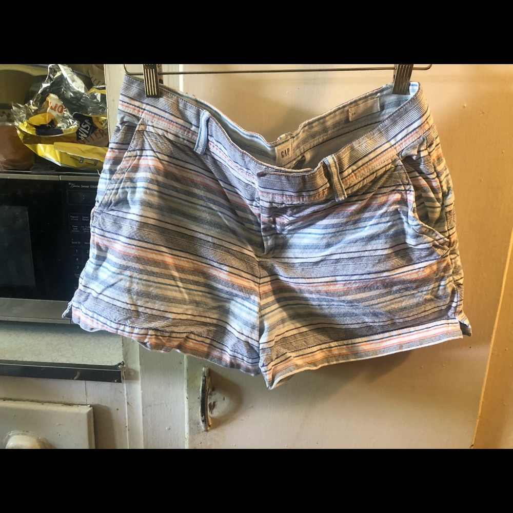 Summer Gap Shorts
